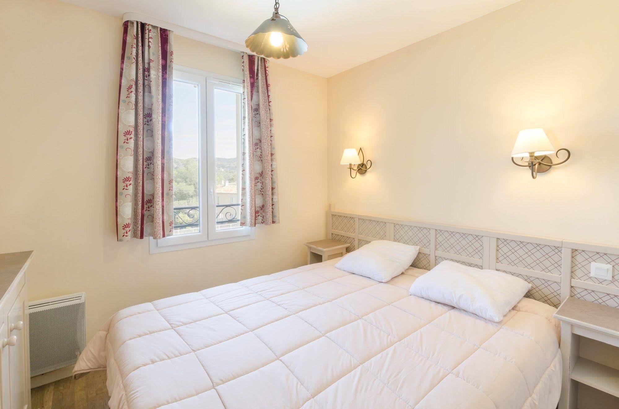 Residence Pierre & Vacances Les Coteaux De Pont-Royal 말러모트 외부 사진